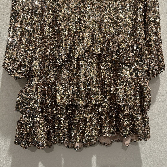 NWT ANTONIO MELANI Angel Sequin Mesh Keyhole Button Back Mini Dress - Picture 6 of 7